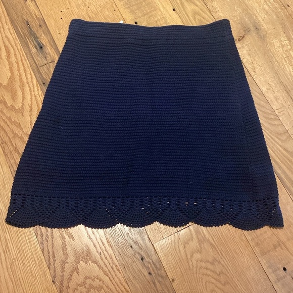 Marie Oliver Cotton Crocheted Scalloped Hem  Navy Skirt Size Medium - Picture 9 of 13